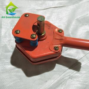 China Self Locking Lightweight Hand Crank Film Roller Agriculture Greenhouse Accessories on sale