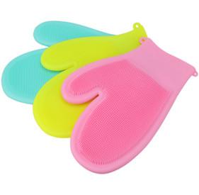 Quality Hot Resistant Silicone Cleaning Gloves 2 In 1 For Pet Hair Care Medium Thickness for sale