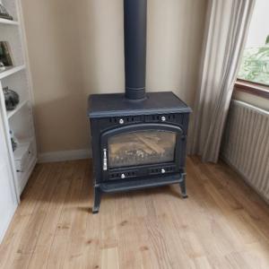 Quality Manual Ignition Type Cast Iron Wood Burner - Square Design cast iron log burner for sale