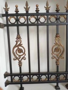 China Decorative Security Spear Top Ornamental Aluminum Fence Powder Coated Welded on sale