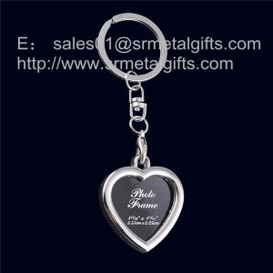 China Metal heart shape picture locket key rings, heart shaped picture frame locket key tags, on sale
