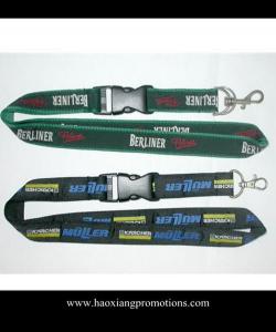 China Walmart supplier 20*900mm green color Various Kinds of Customized polyester Lanyards on sale