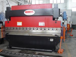 Quality Carbon Steel Metal Frame 200 Ton Hydraulic Press Brake Machine With 47 Years Making History for sale