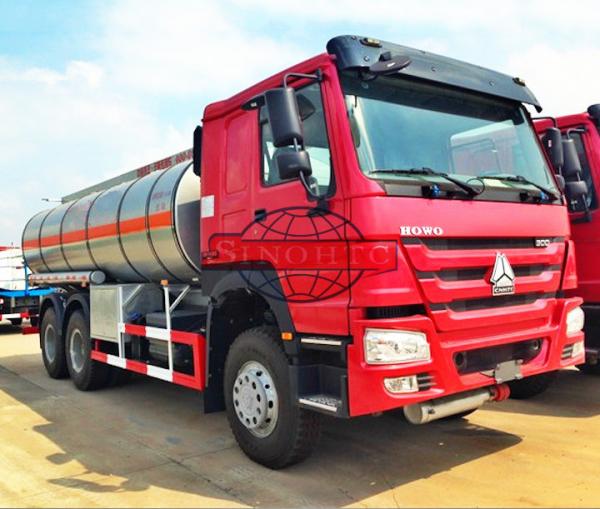 Buy Light Diesel Oil Tanker Truck 20 - 25 CBM 5000 - 6000 Gallons Volume at wholesale prices
