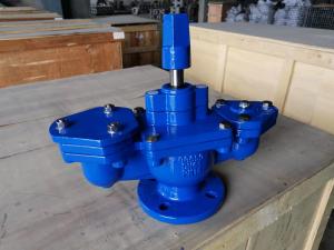 China Ductile Iron Double Orifice Air Valve For Water Pipeline PN16 on sale