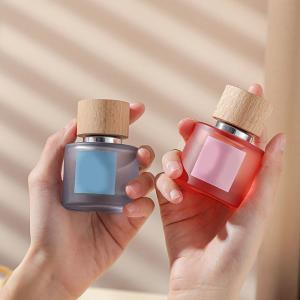 China Clear Texture OEM Wooden Perfume Cap With Good Hand Feel on sale