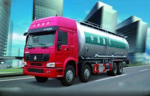 China Professional Coal Tar Oil Tank Truck , Transport Water Tanker Truck 28CBM on sale