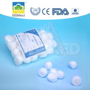 Quality Dental 100 Pure Cotton Balls , Sterile Alcohol Cotton Ball For Medical Examination for sale
