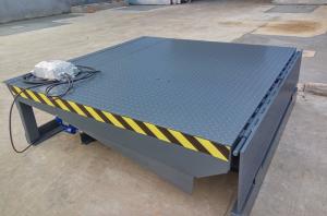 Quality Factory Loading Bay Machinery 380V 50HZ Electric 6000kg Dock Leveler For Warehouse Truck for sale