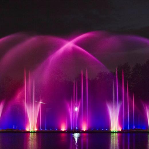 Buy DMX Control Modern Floating Fountain With Computer Programmer at wholesale prices