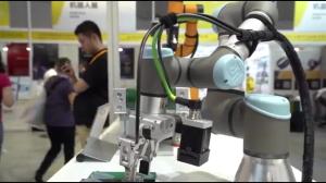 Quality Amr Universal Robot UR3 Most Flexible, Lightweight Desktop Robot for Assembly Line Manipulator with EOAT Collaborative Robot for sale
