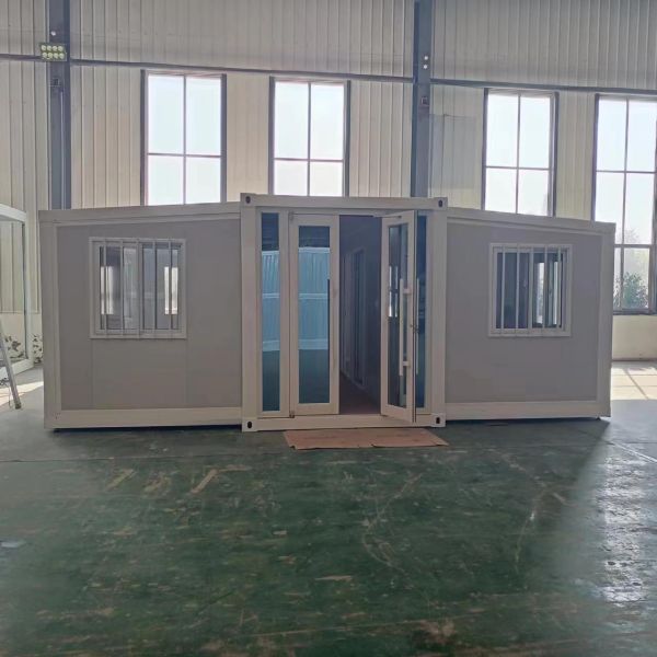 20ft or 40ft White/Customized Color Portable Prefabricated Expandable Container House