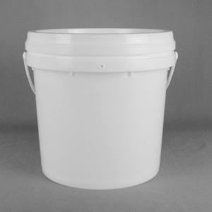 China 20L Round Plastic Paint Bucket with Pouring Spout on sale