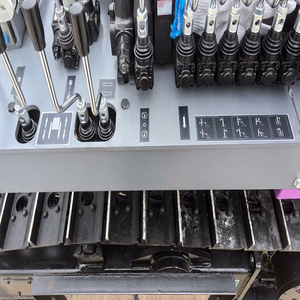 Top Hammer Drilling Rig Mining Blasting Drill Machine Portable Small Drilling Rig for Sale