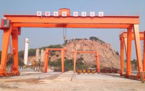 China 100KN - 3000KN Double Girder Gantry Crane 25 Ton Mobile Outdoor Steel Coil Lifting on sale