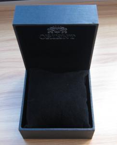 China Classic Plastic Blue Watch Boxes with black suede pillow for showing watch on sale