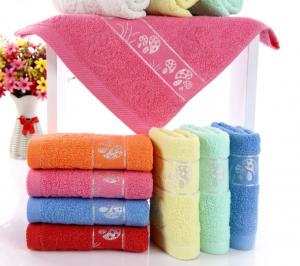 China Cheap soft cotton terry towel face towel wholesale on sale