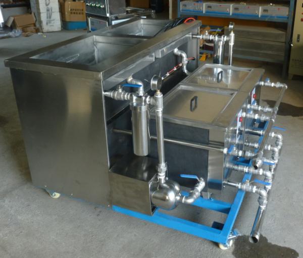 Cyclic filtration ultrasonic cleaning machine