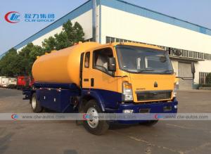 Quality LPG Gas Tank HOWO 8tons 4*2 Propane Bobtail Truck Petrol Tanker Truck for sale