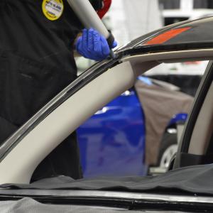 Quality 1.35 G/Ml Transparent Pu Silicone Sealant Car Window Repairing Sealant for sale