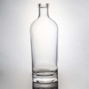 China Screw cap 750ml 1000ml clear flint gin rum champagne liquor glass bottle with wood cork on sale