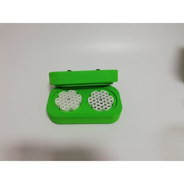 12 Vials Round Cool Cell Containers Vials Holds 5ml Cryogenic Vials OEM service Cell Freezing Container