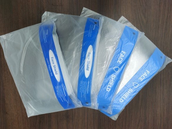 Disposable Pet Protective Face Shield Scratch Resistance Anti Foam Splash