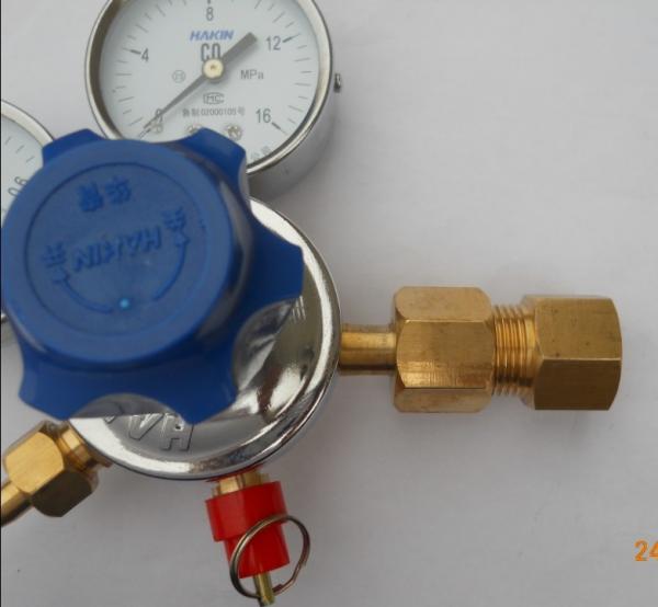 Buy Forged Brass Body Double Gauge Co2 Beer Regulator 3000/3500 Psi Max Input Pressure at wholesale prices