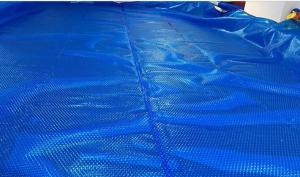 China Bubble Swimming Pool Solar Blanket Save Warmth And Evaporation 12mm Diameter Swimming Pool Cover Reel on sale